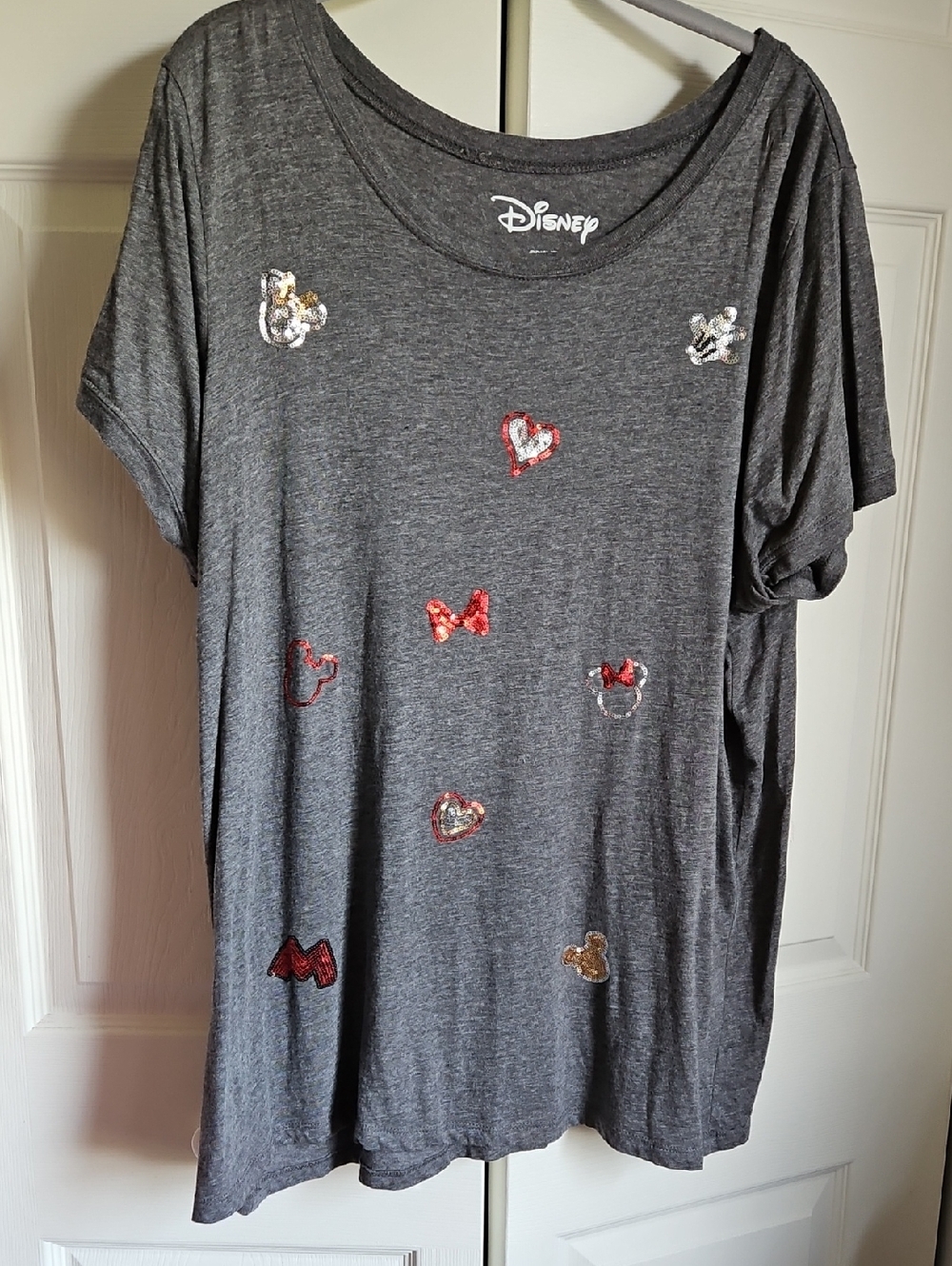 torrid Disney Charcoal Gray Short Sleeve Sequin Tee
